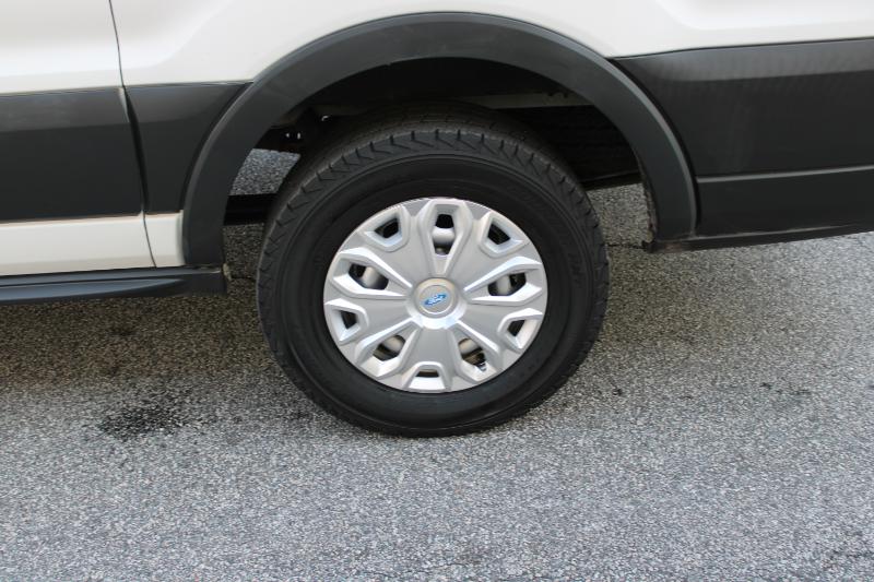 Ford Transit Van T-250 130" Med Rf 9000 GVWR Sliding RH Dr 2017