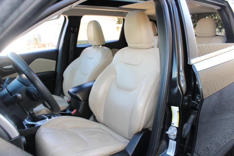 Jeep Cherokee FWD 4dr Limited 2015