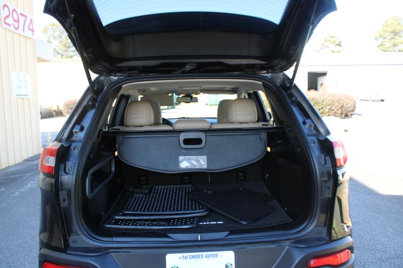 Jeep Cherokee FWD 4dr Limited 2015