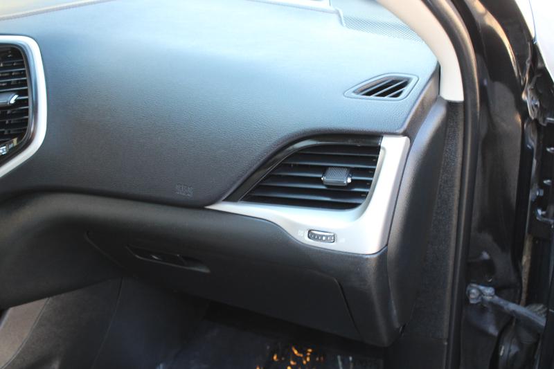 Jeep Cherokee FWD 4dr Limited 2015