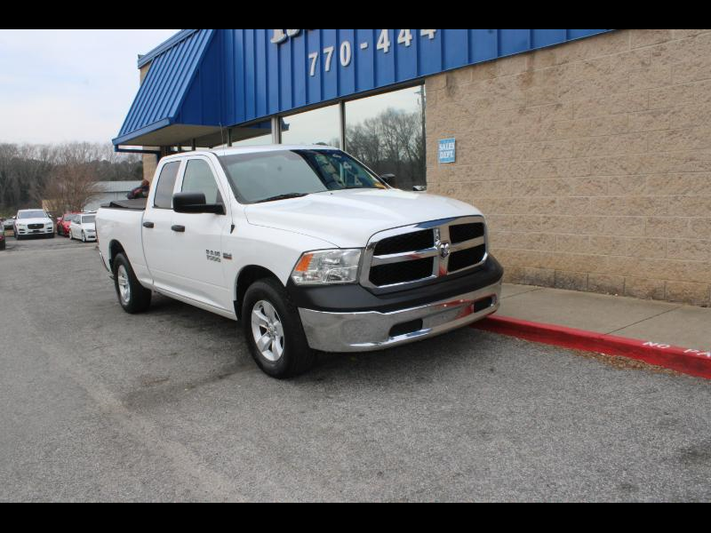 RAM 1500 Tradesman 4x2 Quad Cab 6'4" Box 2017