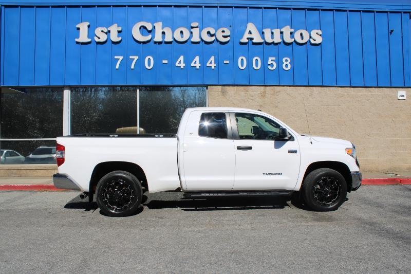 Toyota Tundra 4WD SR5 Double Cab 6.5' Bed 5.7L FFV (Natl) 2017