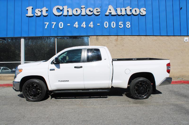 Toyota Tundra 4WD SR5 Double Cab 6.5' Bed 5.7L FFV (Natl) 2017