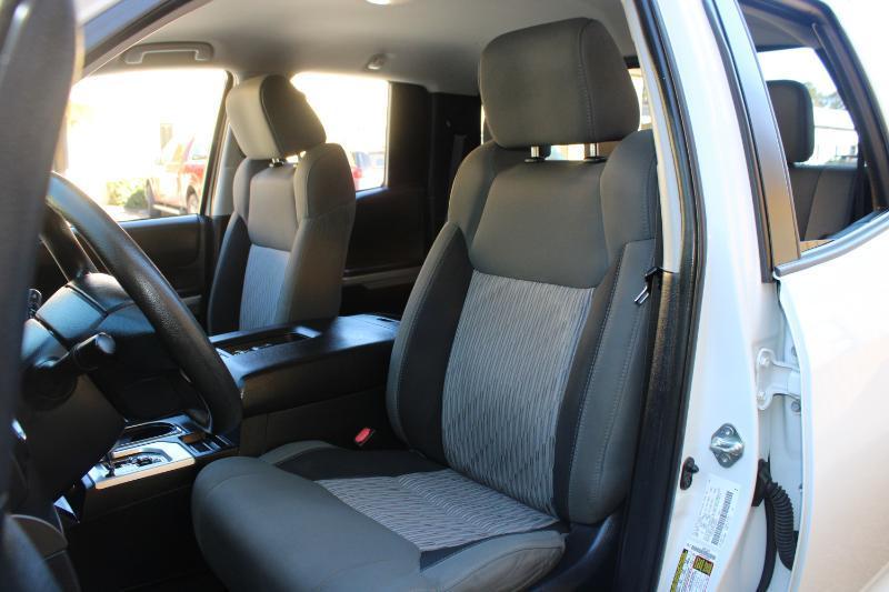 Toyota Tundra 4WD SR5 Double Cab 6.5' Bed 5.7L FFV (Natl) 2017