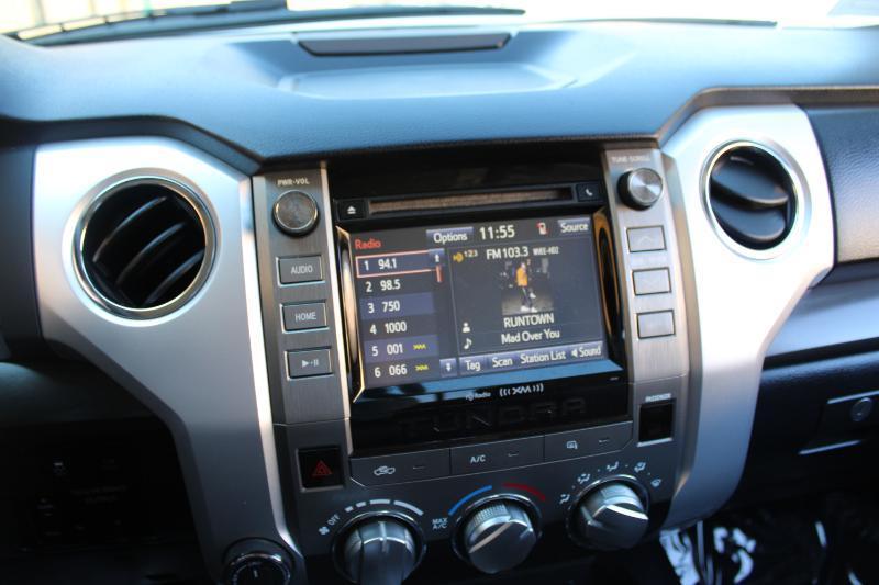 Toyota Tundra 4WD SR5 Double Cab 6.5' Bed 5.7L FFV (Natl) 2017