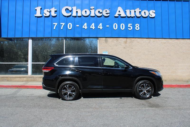 Toyota Highlander LE V6 AWD (Natl) 2019