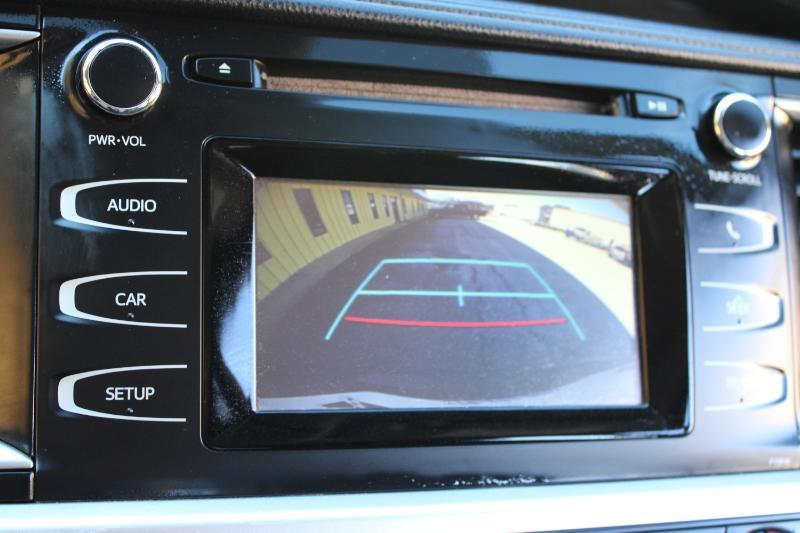 Toyota Highlander LE V6 AWD (Natl) 2019