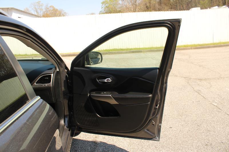 Jeep Cherokee Limited FWD 2020