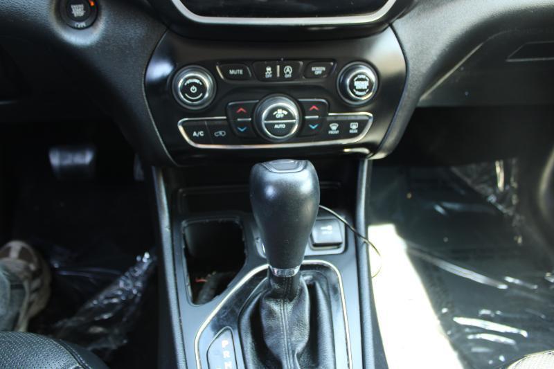 Jeep Cherokee Limited FWD 2020