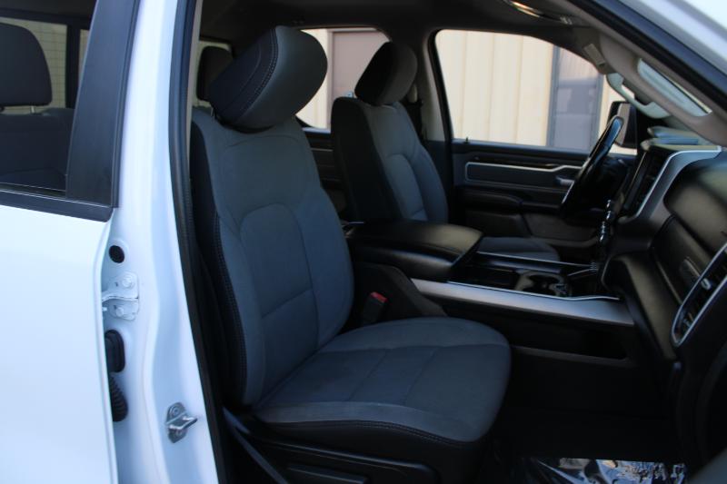 RAM 1500 Big Horn 4x2 Quad Cab 6'4" Box 2020