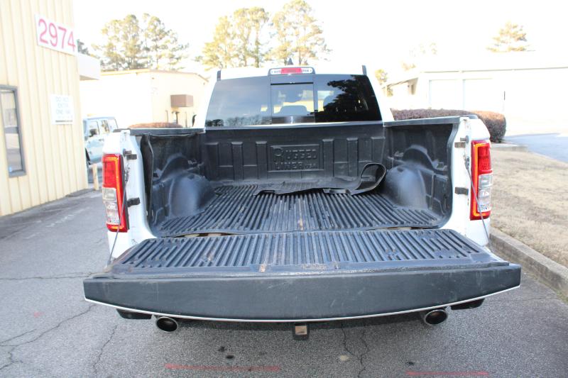 RAM 1500 Big Horn 4x2 Quad Cab 6'4" Box 2020