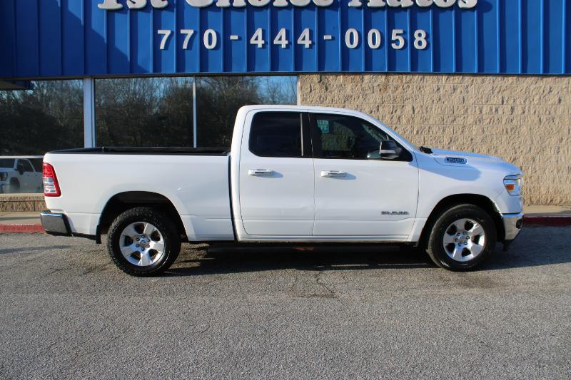 RAM 1500 Big Horn 4x2 Quad Cab 6'4" Box 2020