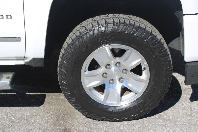 Chevrolet Silverado 1500 4WD Crew Cab 143.5" LTZ w/2LZ 2016