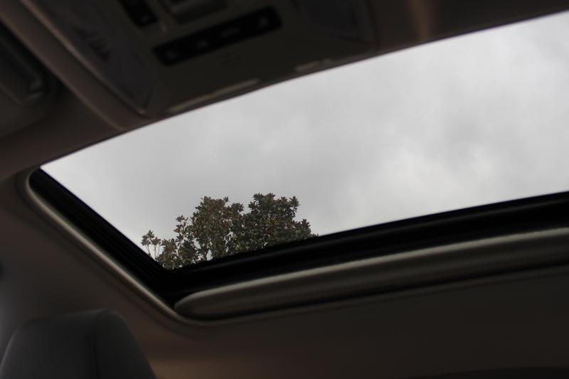 Toyota RAV4 XLE FWD (Natl) 2020