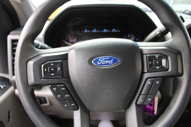 Ford Super Duty F-250 SRW XL 4WD Crew Cab 8' Box 2022