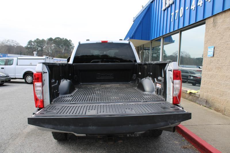 Ford Super Duty F-250 SRW XL 4WD Crew Cab 8' Box 2022