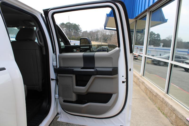 Ford Super Duty F-250 SRW XL 4WD Crew Cab 8' Box 2022