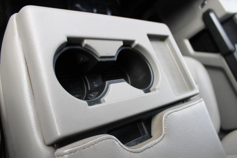 Ford Super Duty F-250 SRW XL 4WD Crew Cab 8' Box 2022