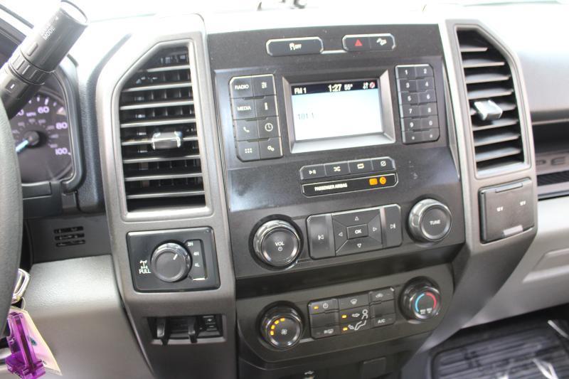 Ford Super Duty F-250 SRW XL 4WD Crew Cab 8' Box 2022