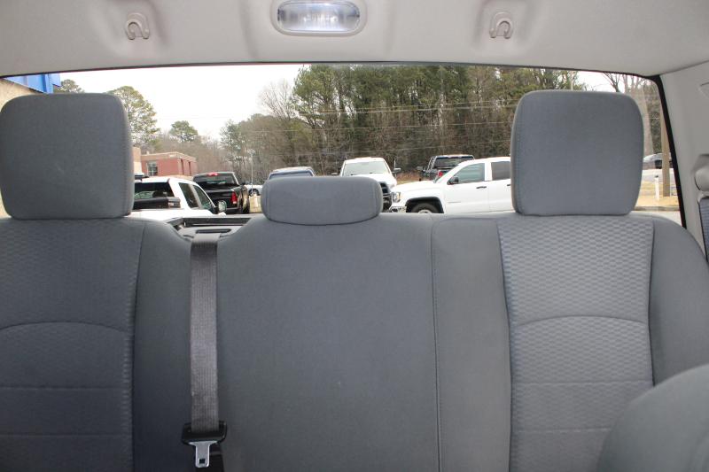 RAM 1500 Classic Express 4x2 Quad Cab 6'4" Box 2019