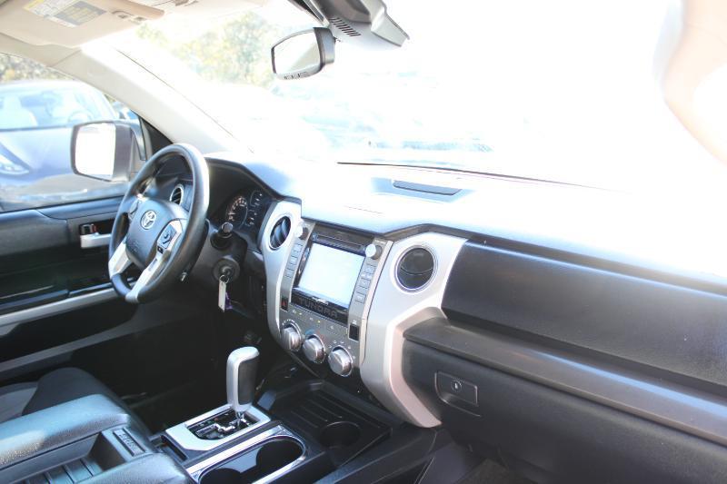 Toyota Tundra 2WD SR5 Double Cab 6.5' Bed 5.7L (Natl) 2019