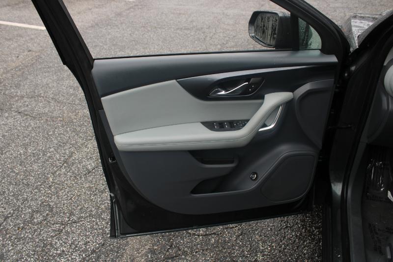 Chevrolet Blazer FWD 4dr w/2LT 2019