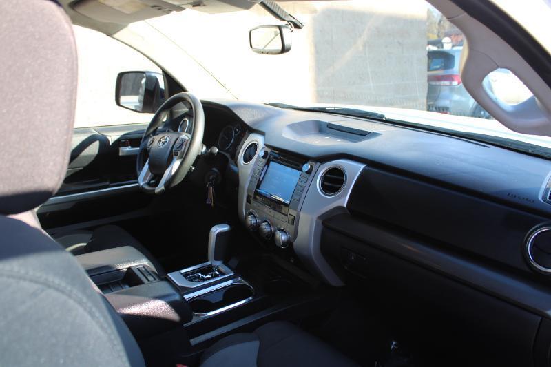 Toyota Tundra 2WD SR5 Double Cab 6.5' Bed 4.6L (Natl) 2017