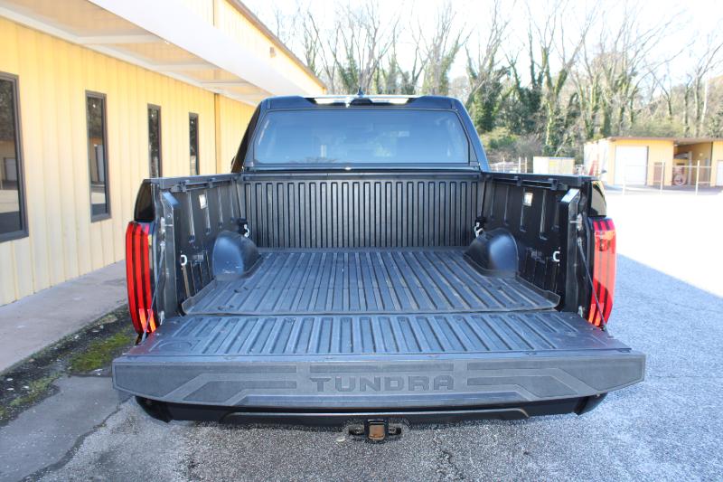 Toyota Tundra 4WD SR5 CrewMax 5.5' Bed (Natl) 2023