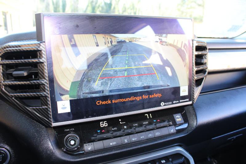 Toyota Tundra 4WD SR5 CrewMax 5.5' Bed (Natl) 2023