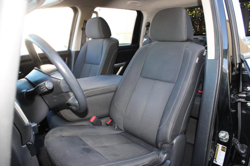 Nissan Titan 4x4 Crew Cab SV 2018