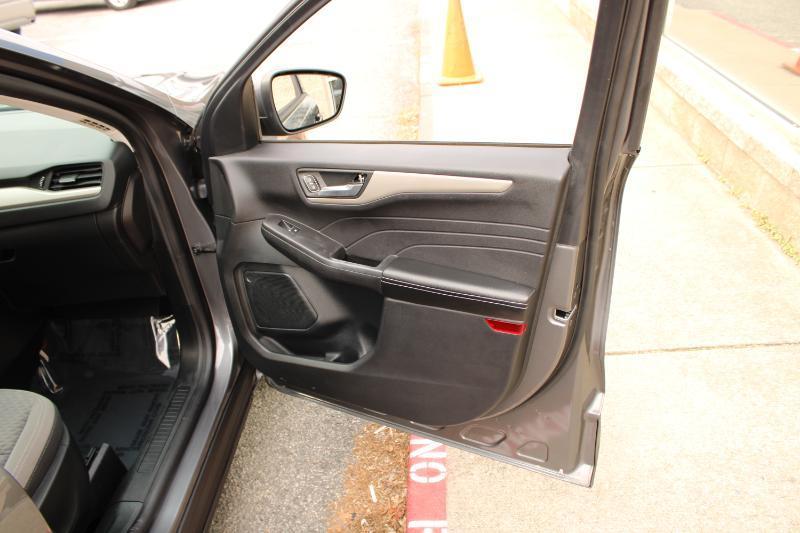 Ford Escape SE FWD 2021