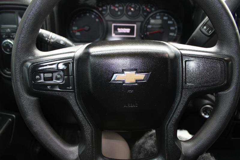 Chevrolet Silverado 1500 2WD Double Cab 147" Custom 2023