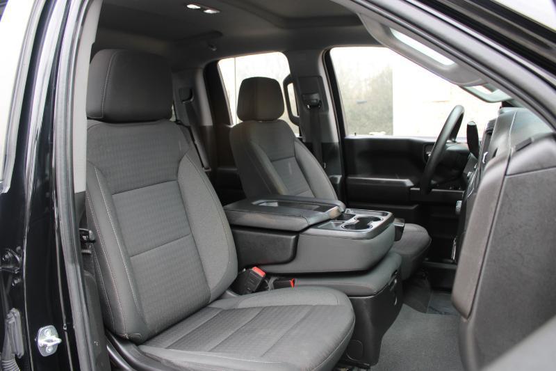 Chevrolet Silverado 1500 2WD Double Cab 147" Custom 2023