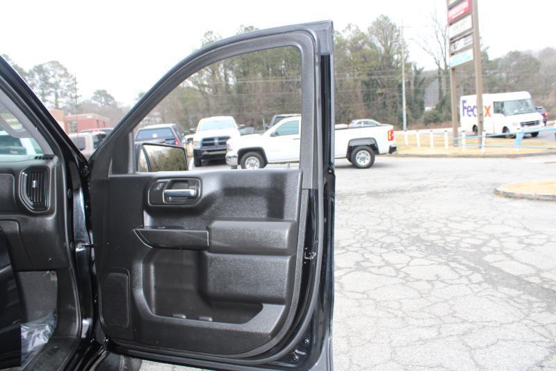 Chevrolet Silverado 1500 2WD Double Cab 147" Custom 2023