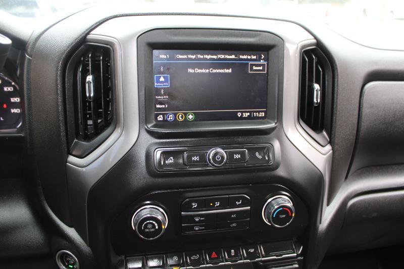 Chevrolet Silverado 1500 2WD Double Cab 147" Custom 2023