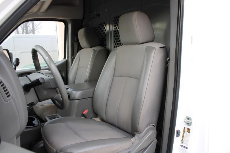 Nissan NV Cargo NV2500 HD High Roof V6 SV 2020