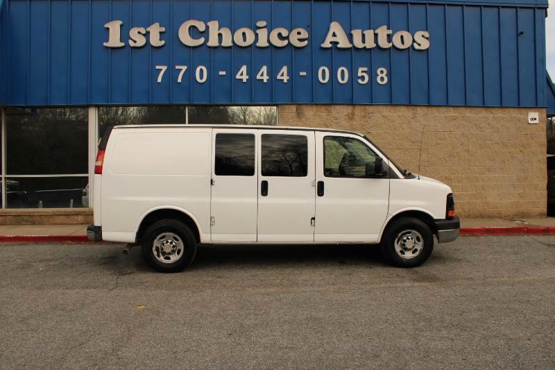 Chevrolet Express Cargo Van RWD 2500 135" 2011