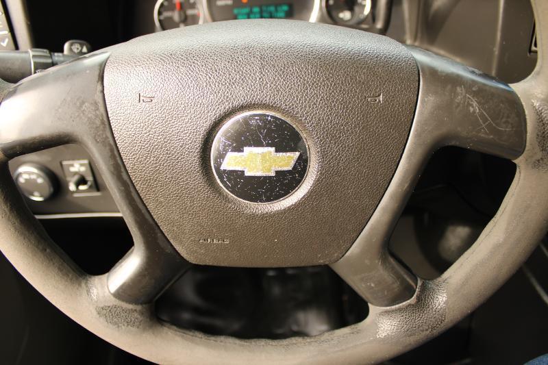Chevrolet Express Cargo Van RWD 2500 135" 2011