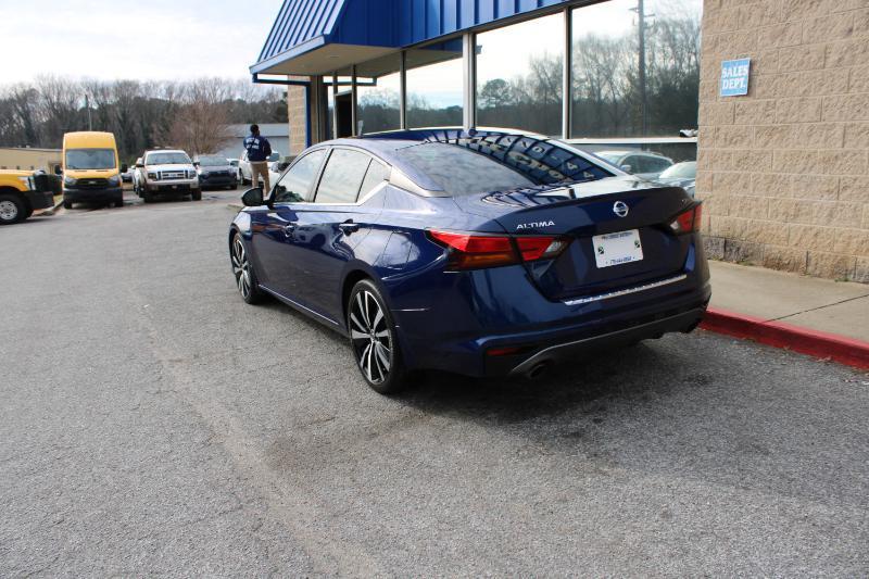 Nissan Altima 2.5 SR Sedan 2021