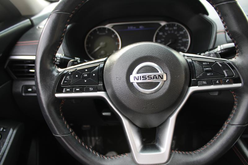 Nissan Altima 2.5 SR Sedan 2021