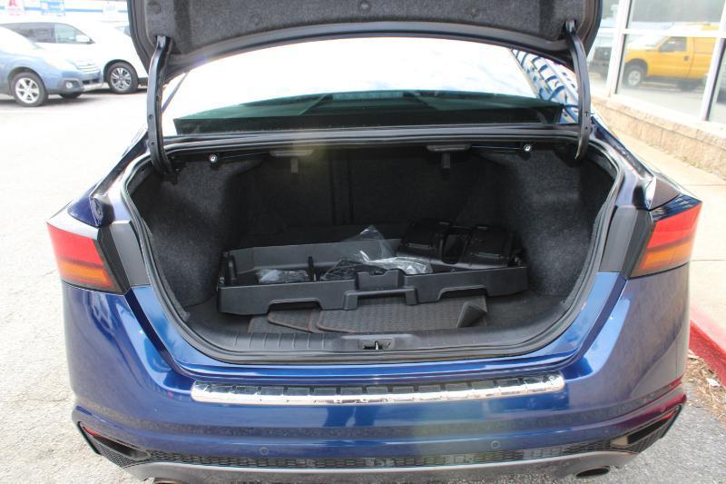 Nissan Altima 2.5 SR Sedan 2021