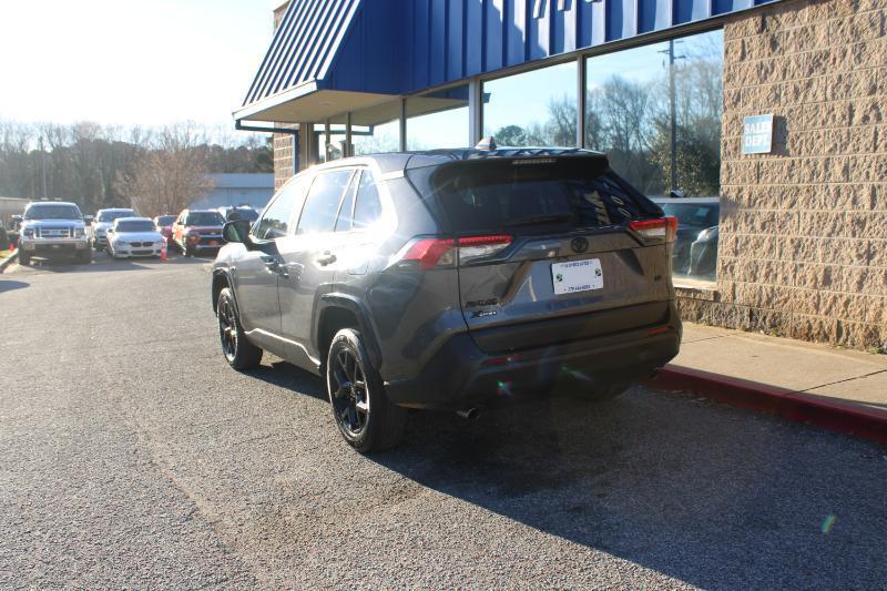 Toyota RAV4 LE FWD (Natl) 2023