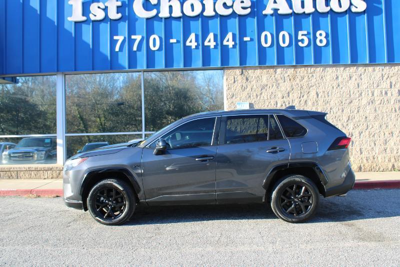 Toyota RAV4 LE FWD (Natl) 2023