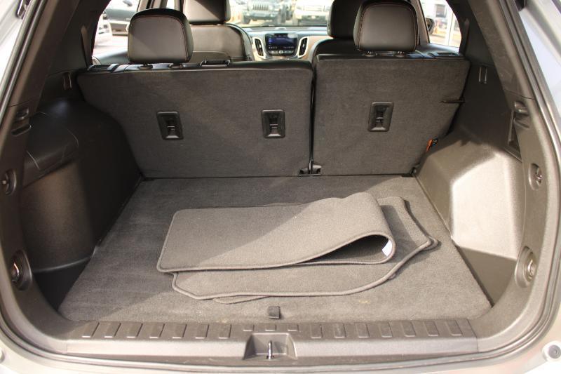 Chevrolet Equinox FWD 4dr Premier 2023