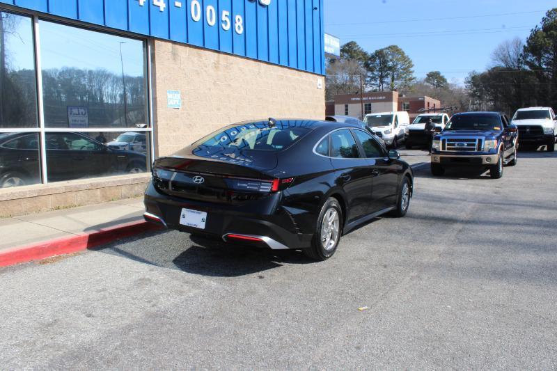 Hyundai Sonata SE FWD 2025