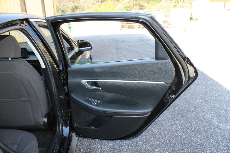 Hyundai Sonata SE FWD 2025