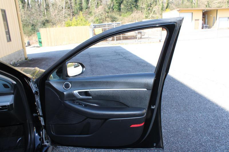 Hyundai Sonata SE FWD 2025