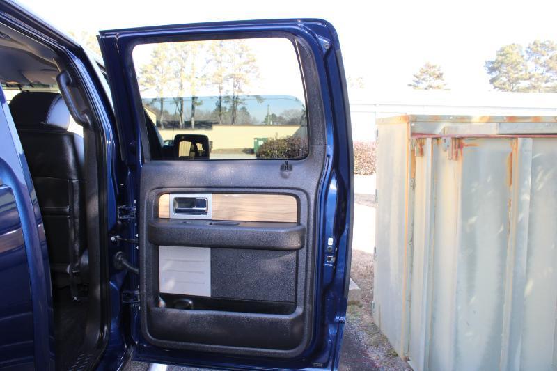 Ford F-150 2WD SuperCrew 145" XLT 2011