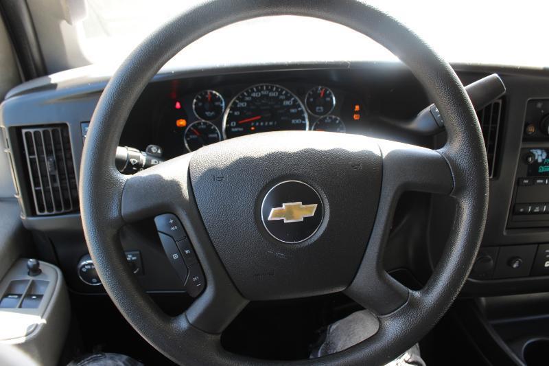 Chevrolet Express Cargo Van RWD 2500 135" 2017
