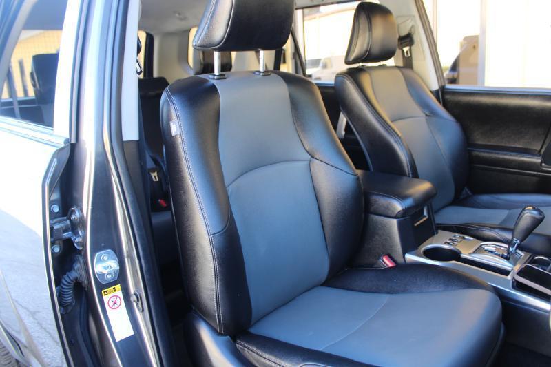 Toyota 4Runner RWD 4dr V6 SR5 Premium (Natl) 2016